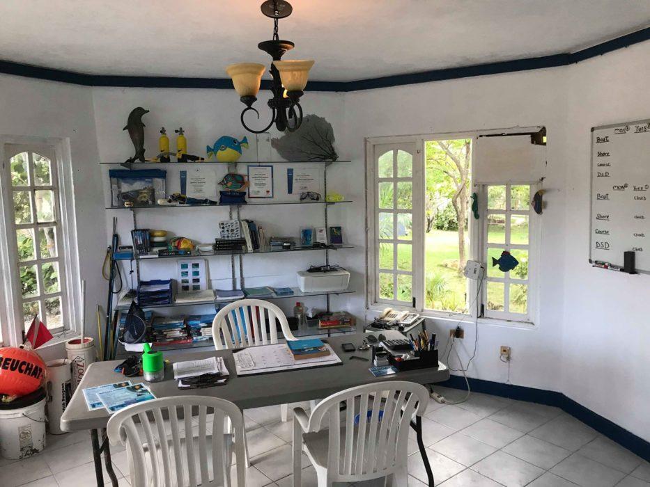 Dive+ Dive Center Selection