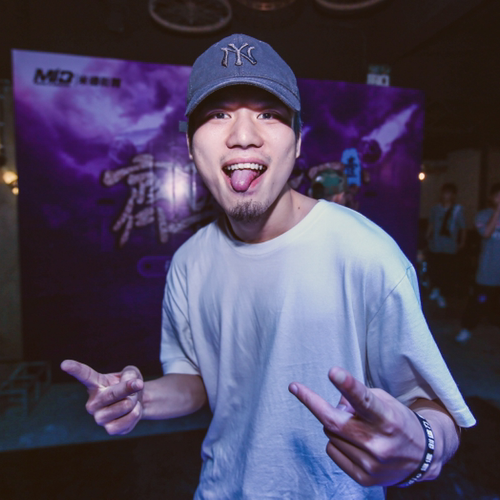 Dive+社區(qū)熱門(mén)作者