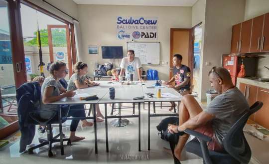 Dive+社區(qū)熱門帖子