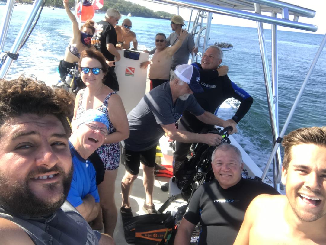 Dive+ Dive Center Selection