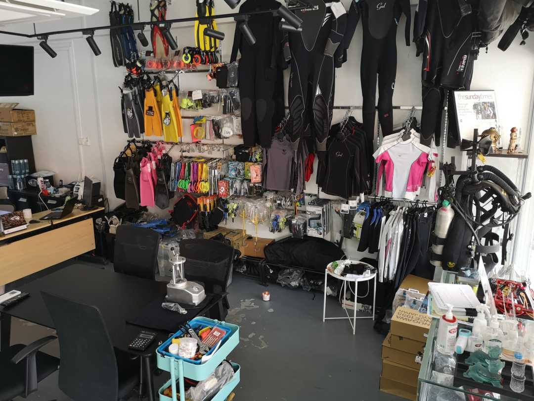 Dive+ Dive Center Selection